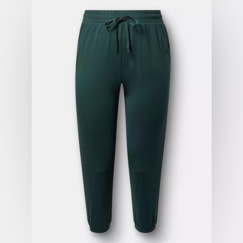 TORRID TRU Super Soft Performance Jersey Relaxed Active Jogger